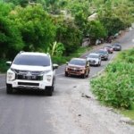Jangan Tahan Gas di Tanjakan! Begini Cara Aman Berhenti Pakai Mobil Matik Menurut Ahli