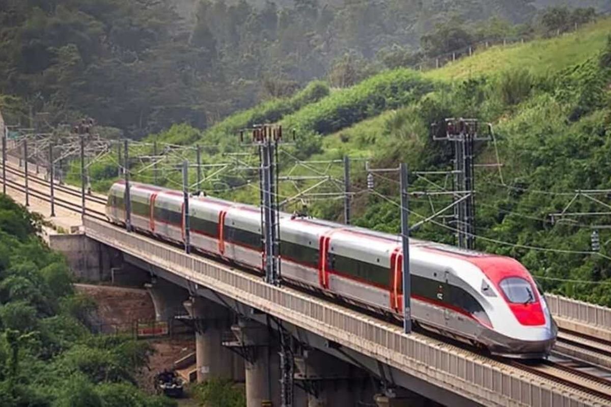 Kereta Cepat Jakarta Bandung