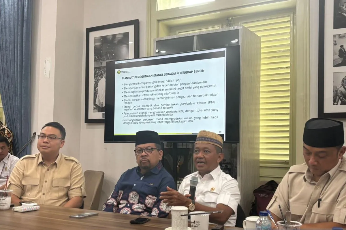Bahlil Targetkan Lelang EPC Proyek Gas Raksasa Blok Masela Dimulai 2026