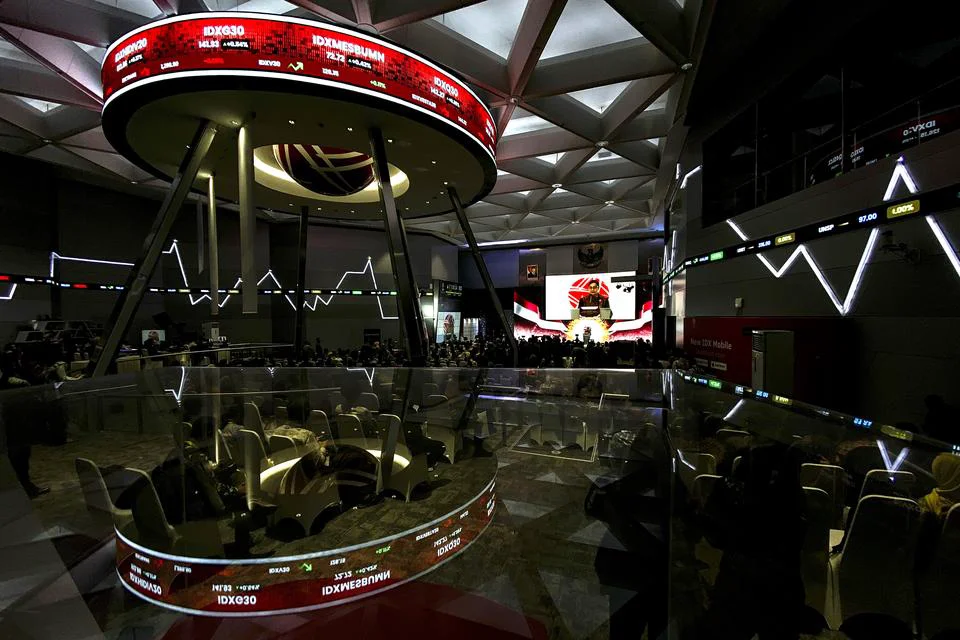 IHSG Dibuka Loyo ke 8.112 Pagi Ini