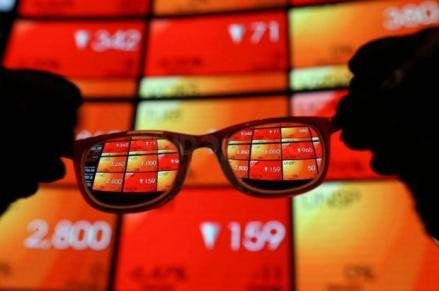Sempat Galau, IHSG Dibuka Menguat ke Level 8.064