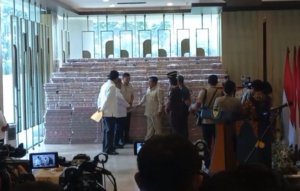 Prabowo Terkejut Lihat Tumpukan Uang Korupsi CPO Rp 13,2 Triliun yang Disita Kejagung