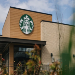 Starbucks PHK 369 Pegawai di Washington, Tutup Sejumlah Gerai pada Desember 2025