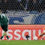 MU Serius Incar Kiper Muda Swedia Melker Ellborg, Disiapkan Jadi Pelapis Utama Lammens di 2026