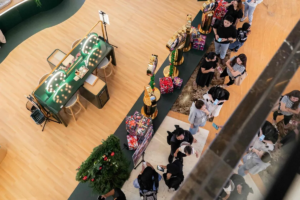 Kampanye Natal “Wrapped in Love” The Body Shop Beri Dukungan bagi Perempuan Papua