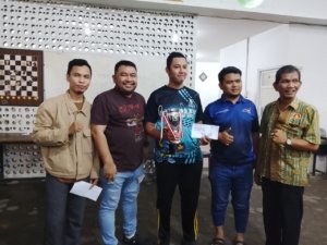 NM Izhar Bafadhol Juara Lagi, Fernando Zhen Bersinar di Kopi Mansur Cup Sesion 2