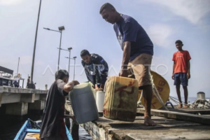 Menkop Dukung SPBU Nelayan Dikelola Koperasi untuk Perkuat Ekonomi Maritim