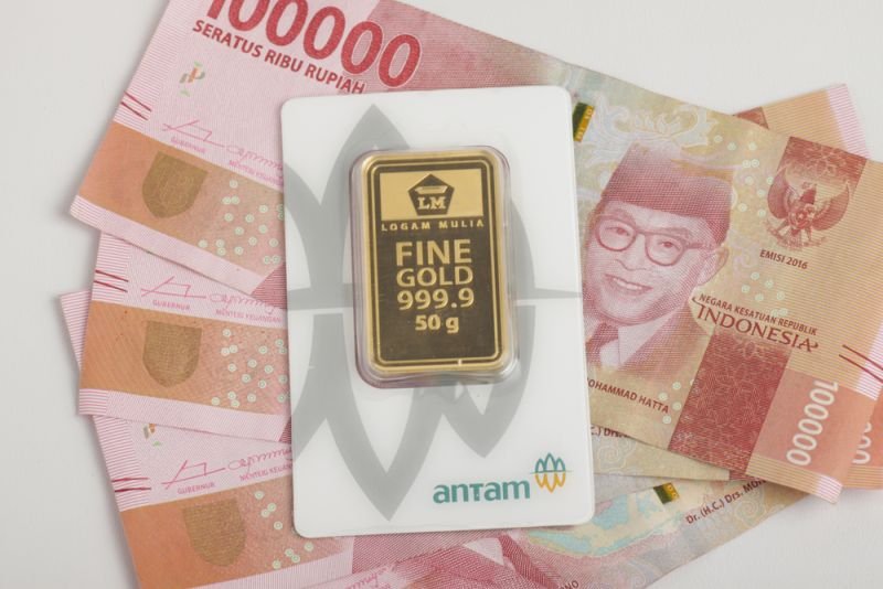 Melejit Lagi! Emas Antam Kini per Gramnya Dibanderol Rp2.364.000