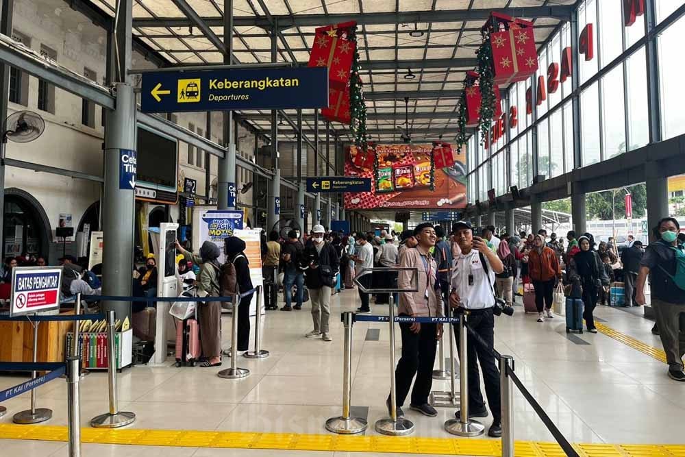 Kemenhub Prediksi Mobilitas Libur Nataru 2025 Naik 4 Persen
