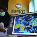 Cuaca Jambi Hari Ini: Hujan Petir Hingga Malam