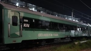 Kereta Petani dan Pedagang Angkut 844 Penumpang di Pekan Perdana Operasi