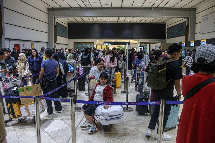 Harga Tiket Pesawat Natal 2025 dan Tahun Baru 2026 Turun 14%, Cek Jadwal & Cara Beli