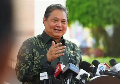 Besaran UMP 2026 masih Rahasia, Airlangga: Regulasi Sudah Diparaf!