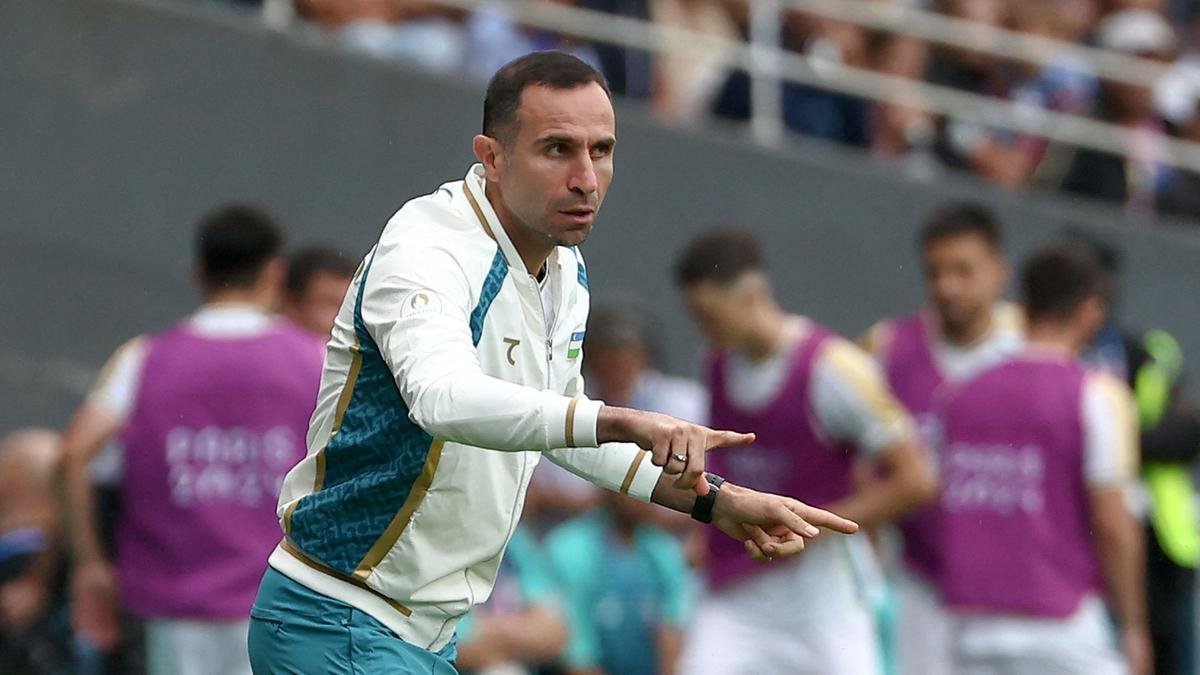 Timur Kapadze Jadi Pelatih Navbahor FK, Bukan Timnas Indonesia