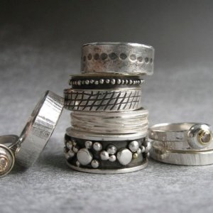 Harga Perak Hari Ini Naik Rp150 Jadi Rp36.445 per Gram