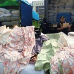 Bea Cukai Gagalkan 2 Kontainer & 2 Truk Garmen Ilegal dari China dan Bangladesh