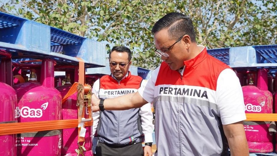 Pertamina Kirim LPG ke Bener Meriah Pakai Helikopter Sling Load, Pasok 72 Tabung Bright Gas