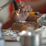 Harga Perak Antam Hari Ini Naik Tajam