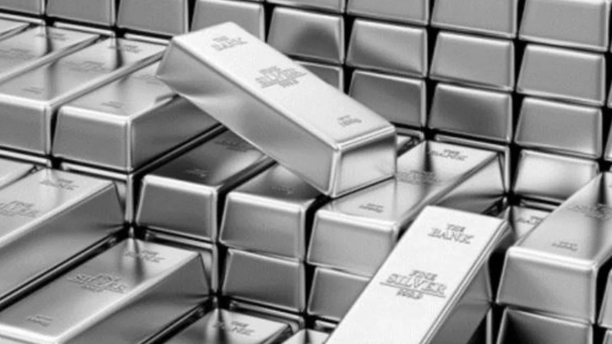 Harga Perak Cetak Rekor Baru US$ 64,22 per Troy Ons