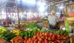 Harga Sembako di Pasar Angso Duo Turun pada Komoditas Cabe Merah, Lainnya Stabil