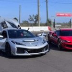 Drag Race Penuh Gengsi, Chevrolet Corvette ZR1 Kalahkan Ferrari 296 GTB