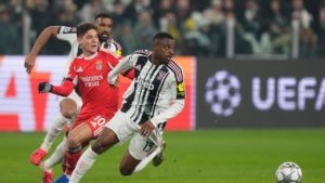 Manchester United Incar Pierre Kalulu, Siapkan Opsi Baru Lini Belakang