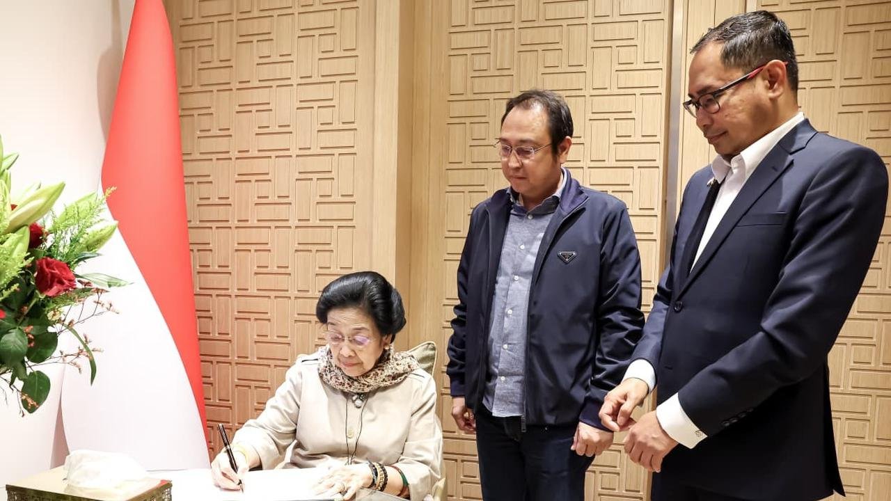 Megawati Sambangi KBRI Abu Dhabi, Soroti Pelayanan