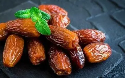 Mengapa Berbuka Puasa Dianjurkan dengan Makanan Manis? Ini Penjelasan Medis Dokter