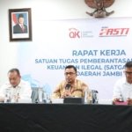 Rapat Kerja Satuan Tugas Pemberantasan Aktivitas Keuangan Ilegal (Satgas PASTI) Daerah Jambi Tahun 2026, pada Senin, 2 Februari lalu.