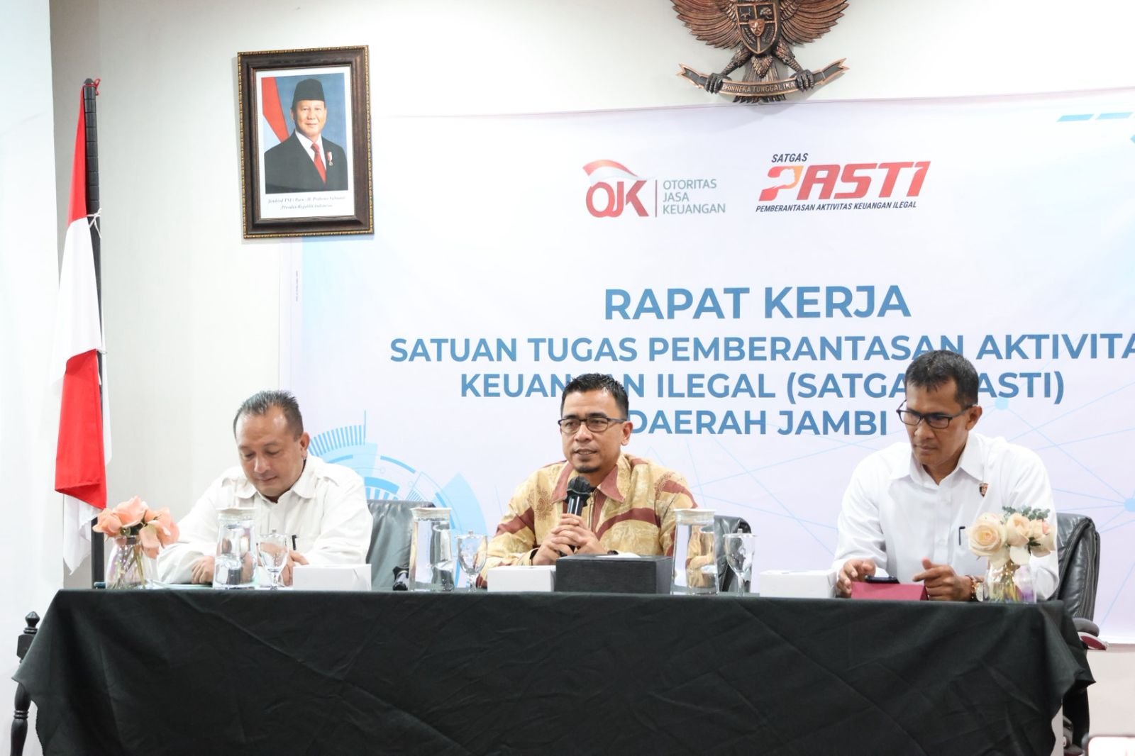 Rapat Kerja Satuan Tugas Pemberantasan Aktivitas Keuangan Ilegal (Satgas PASTI) Daerah Jambi Tahun 2026, pada Senin, 2 Februari lalu.