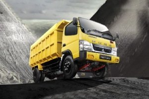 Mitsubishi Fuso Jadi Mobil Komersial Terlaris 2025, Kuasai Hampir 40 Persen Pasar Indonesia