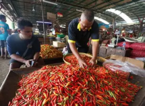 Harga Cabe Rawit Merah di Pasar Angso Duo Jambi Tembus Rp 100.000 per Kilogram