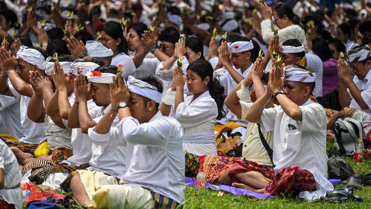 Gubernur Bali I Wayan Koster Pastikan Nyepi dan Idulfitri 2026 Tidak Saling Ganggu