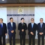 DPR Tetapkan 5 Anggota Dewan Komisioner OJK, Friderica Widyasari Dewi Jadi Ketua