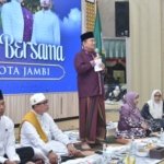 Wali Kota Jambi Maulana Ajak ASN Perkuat Kesalehan Sosial Saat Buka Puasa Bersama Pemkot Jambi