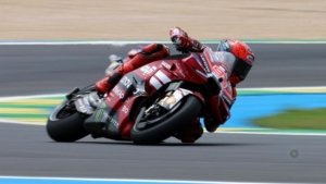 Marquez Ditantang Hentikan Dominasi Bezzecchi di MotoGP Amerika 2026