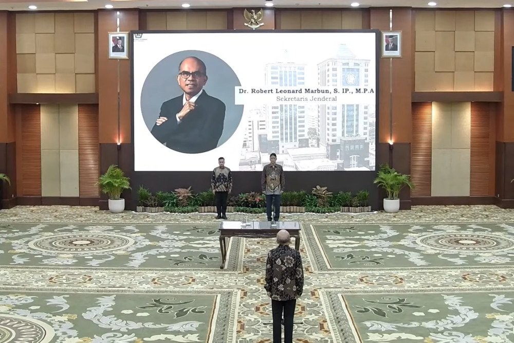 Purbaya Yudhi Sadewa Lantik Robert Leonard Marbun Jadi Sekjen Kemenkeu, Gantikan Heru Pambudi