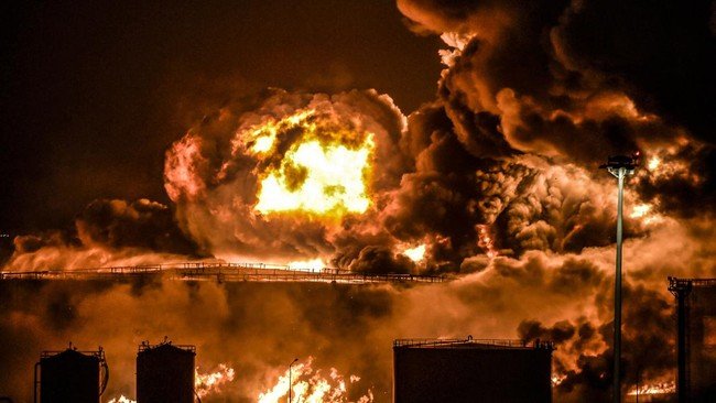 Inilah Motif Iran Ngebom Negara Arab, Bukan Israel dan AS