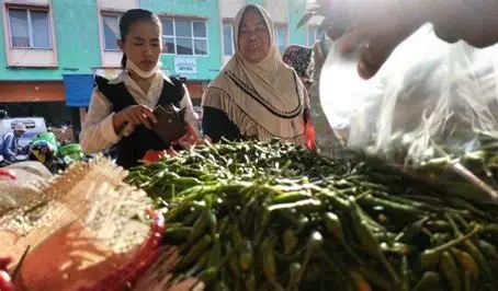 Harga Sembako di Pasar Angso Duo 27 Maret 2026 Stabil, Cabe Rawit Hijau Turun 10 Persen