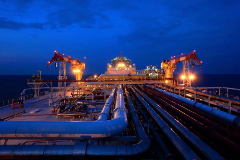 Harga Minyak Dunia Naik Pagi Ini, Brent Tembus US6 dan WTI US,92 Dipicu Ketegangan Iran