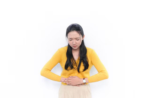 Ciri-ciri Asam Lambung Naik dan Cara Mengatasinya