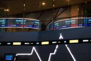 IHSG Dibuka Menguat ke 7.702