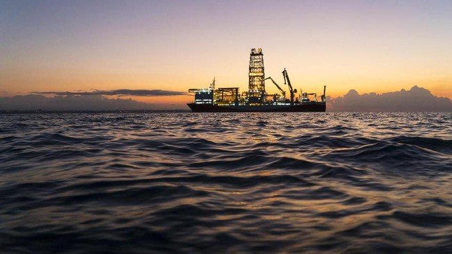 Harga Minyak Turun ke US,59 Usai Sinyal Pembukaan Selat Hormuz