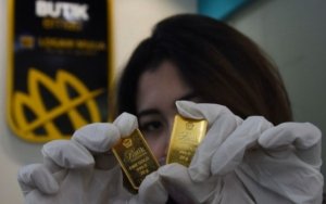 Harga Emas Antam Hari Ini Tembus Rp2,863 Juta per Gram