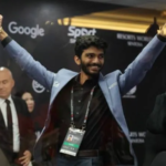 Usia 18 Tahun, Gukesh Pecahkan Rekor Dunia Catur dan Kalahkan Ding Liren