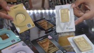 Harga Emas di Pegadaian Hari Ini Turun, Cek Rinciannya di Sini