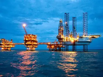 Harga Minyak Dunia Tembus USD 107 per Barel