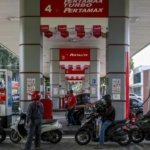 Hari Ini Harga BBM Pertamina Naik, Pertamina Dex Tembus Rp27.900 per Liter