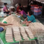 Harga Kedelai Naik, Perajin Tempe di Ponorogo Kecilkan Ukuran demi Bertahan