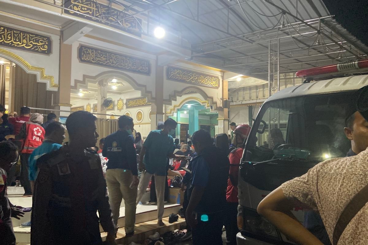 Korban Keracunan MBG di Sidoarjo Tembus 664 Orang, 77 Santri Masih Dirawat